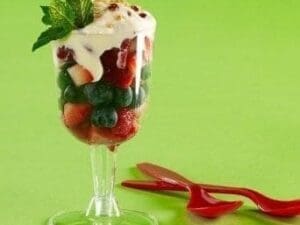 Clear Plastic Party Wine Glasses (x20)