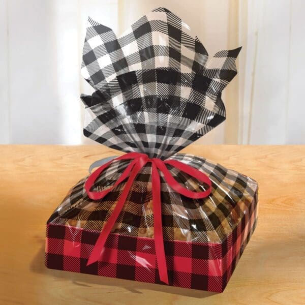 Buffalo Plaid Treat Tray, Plastic Bag, and Red Ribbon Kit